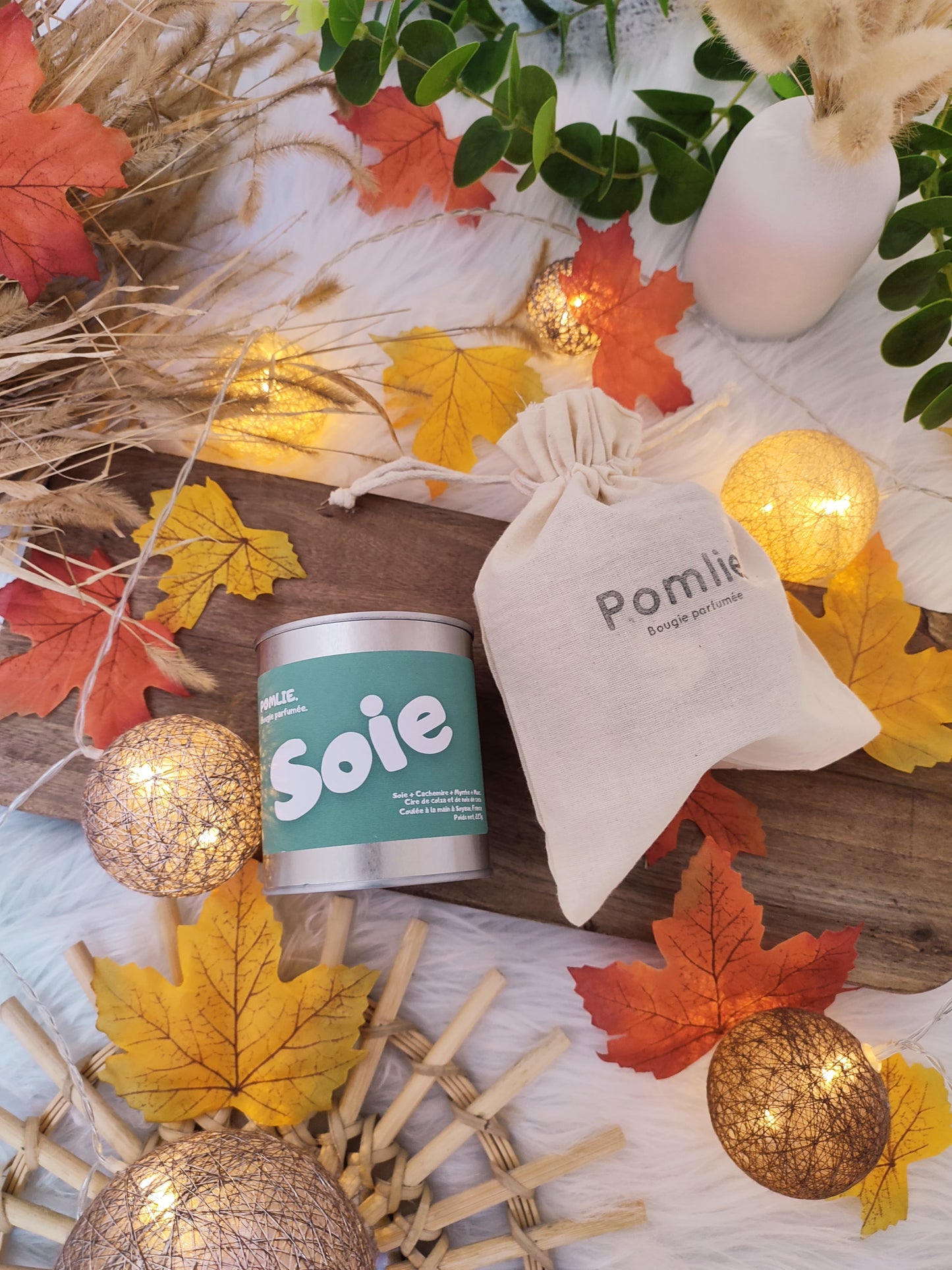 Bougie Parfumée SOIE (227g) | Soie + Cachemire + Myrrhe + Musc